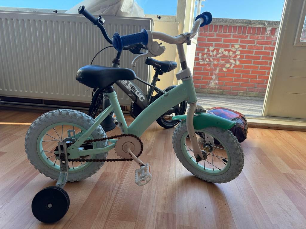 Kinderfietsje mintgroen, Terugtraprem, Zijwieltjes, Gebruikt, Ophalen of Verzenden