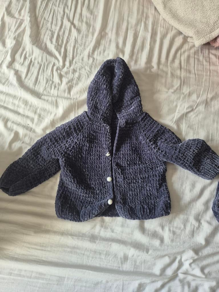 Handgemaakt vestje met broekje, maat 92/98, Ophalen, Zo goed als nieuw, Maat 92