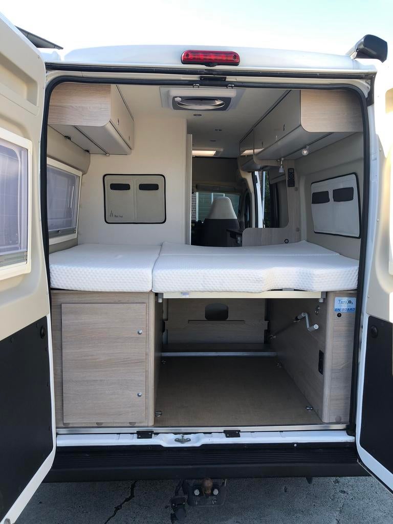 Caravans And Camping Fraaie