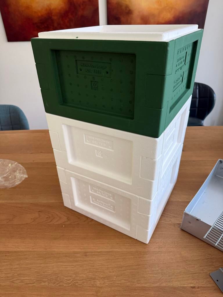 Miniplus bijenkast met toebehoren, Bijen