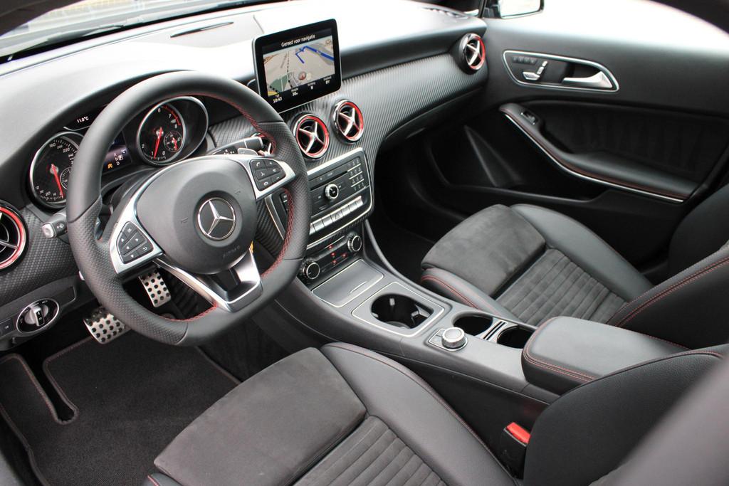 Mercedes-Benz A-Klasse 250 Sport 4M Pano | HarmanKardon | Me, Automaat, 15 km/l, Gebruikt, 4 cilinders