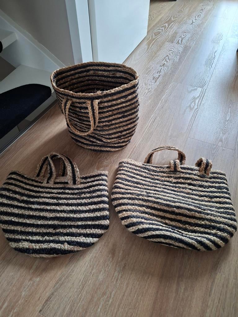te koop 3 rotan manden zgan., Ophalen, Zo goed als nieuw, Rond, Riet