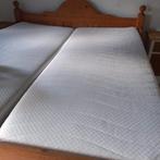 Tweepersoonsbed met lattenbodems en matrassen, Ophalen of Verzenden, Gebruikt, Tweepersoons, Hout