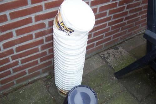Bewaren in plastic emmers 2,5 l met opdruk en deksel 20 st, Dieren en Toebehoren, Ophalen, Zo goed als nieuw, Eten en Drinken