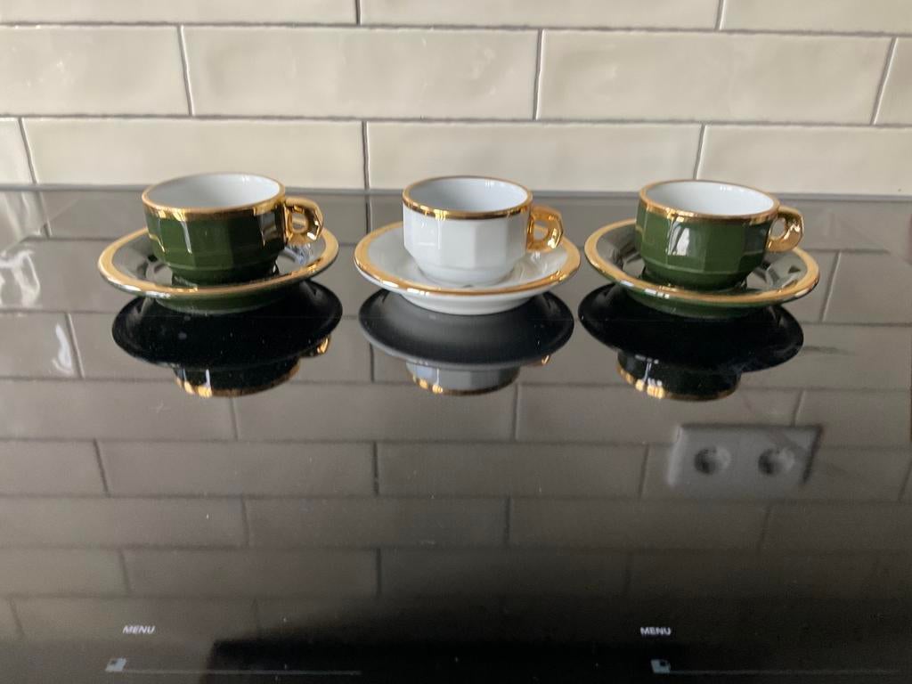 Pillivuyt France Bistro kopjes en schotels met goudkleur, Huis en Inrichting, Keuken | Servies, Ophalen of Verzenden, Porselein
