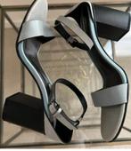 Zara sandalen met hak - Grijs/Zwart maat 40, Zara, Zo goed als nieuw, Grijs, Sandalen of Muiltjes