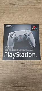 DualSense Controller - 30th Anniversary Edition, Ophalen of Verzenden, Zo goed als nieuw, Met 1 controller, Original