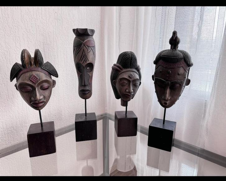 4 decoratieve houten hoofdjes op standaard, Antiek en Kunst, Kunst | Niet-Westerse kunst, Ophalen of Verzenden