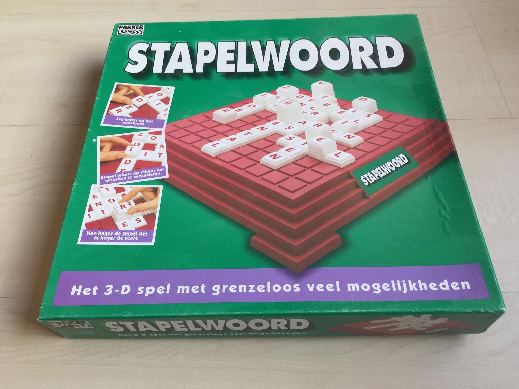Stapelwoord Het 3 D spel, Hobby en Vrije tijd, Gezelschapsspellen | Bordspellen, Drie of vier spelers, Ophalen of Verzenden, Zo goed als nieuw