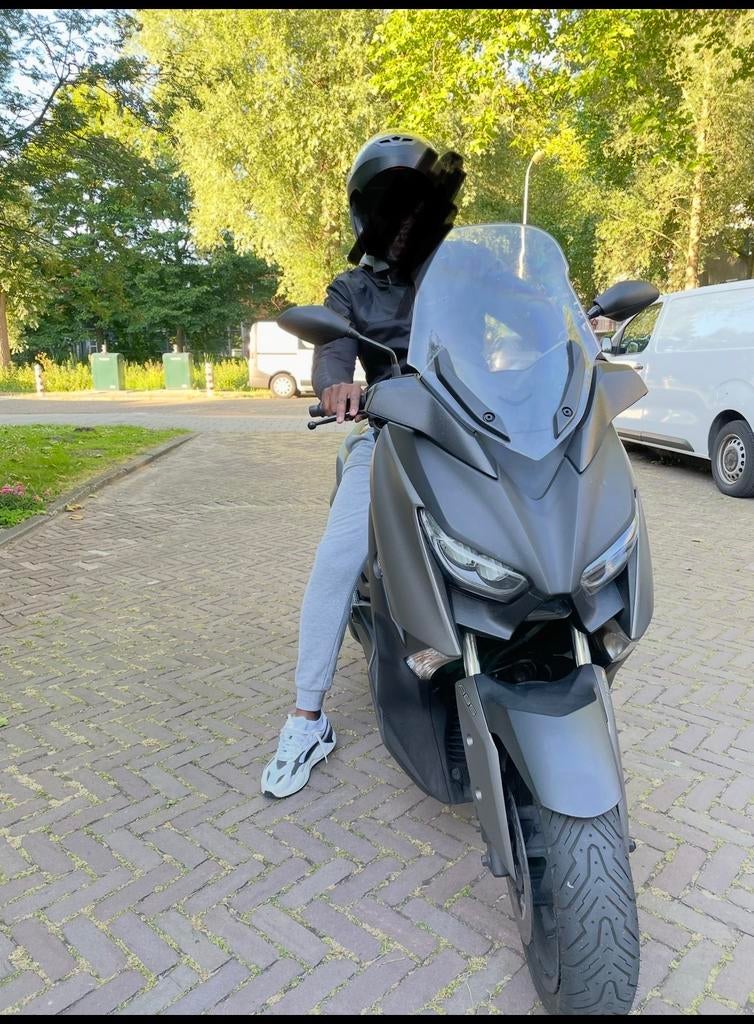 Yamaha XMAX 300 - Superzuinig, ideaal voor woon-werkverkeer, Motoren, Motoren | Yamaha, Scooter, 12 t/m 35 kW, 1 cilinder, Minimaal motorrijbewijs A2