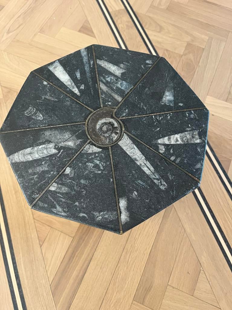 Bijzettafeltje marmer natuursteen fossiel, Ophalen of Verzenden, Rond, Minder dan 55 cm, 45 tot 60 cm