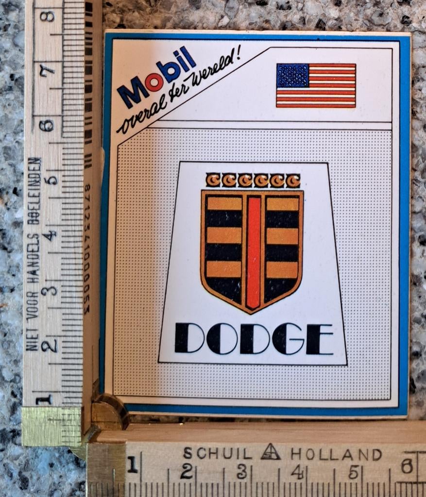 Vintage sticker Mobil Services Dodge merk logo USA, Ophalen of Verzenden, Zo goed als nieuw