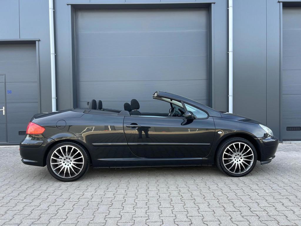 Peugeot 307 CC 2.0-16V CABRIOLET + CLIMA + LMV, Voorwielaandrijving, Gebruikt, 4 cilinders, Cabriolet