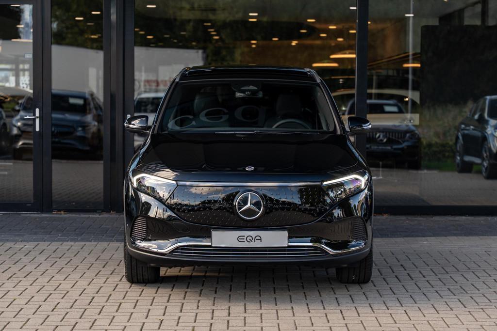 Mercedes-Benz EQA 250+ Business Solution Luxury 71 kWh | Pan, Auto's, Mercedes-Benz, 550 km, Zwart, 445 min, Zwart