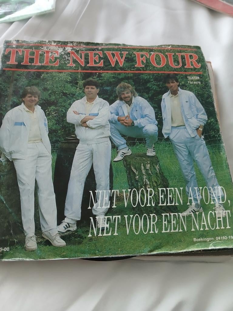 The new four  niet voor een avond niet voor een nacht, Cd's en Dvd's, Vinyl | Nederlandstalig, Ophalen of Verzenden, Zo goed als nieuw