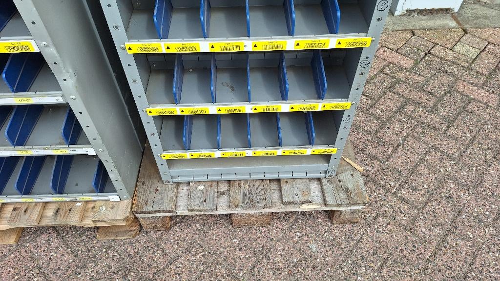 Assortimentskast Vakken/ magazijnkast 199x60x20 cm, Ophalen, Gebruikt, Industriepark 2a 9351PA Leek, H.O.Albert Ale Slotema