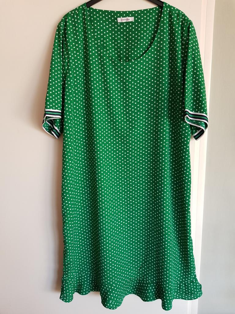 Paprika jurk maat (5) 48/50, Kleding | Dames, Grote Maten, Ophalen of Verzenden, Zo goed als nieuw, Zwart, Jurk