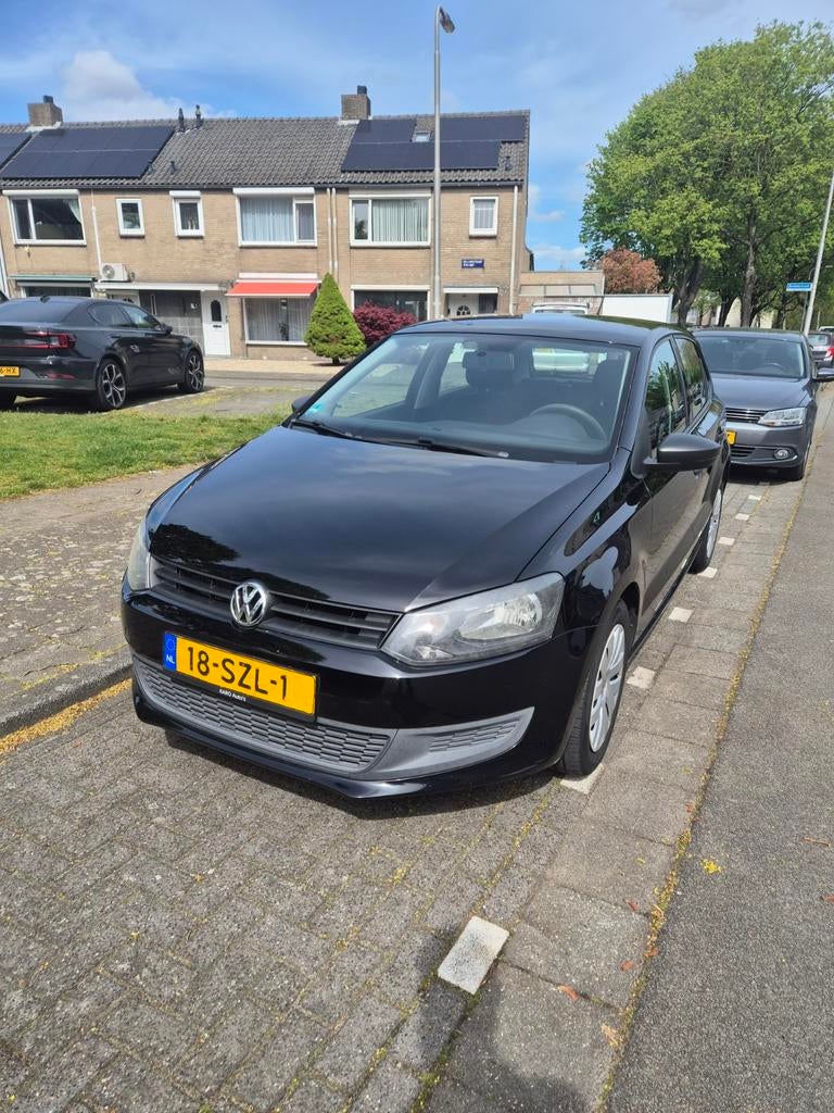 Volkswagen Polo 1.2 6V 44KW 5D My2009 2012 Zwart, Auto's, Voorwielaandrijving, 967 kg, 40 €/maand, 1198 cc