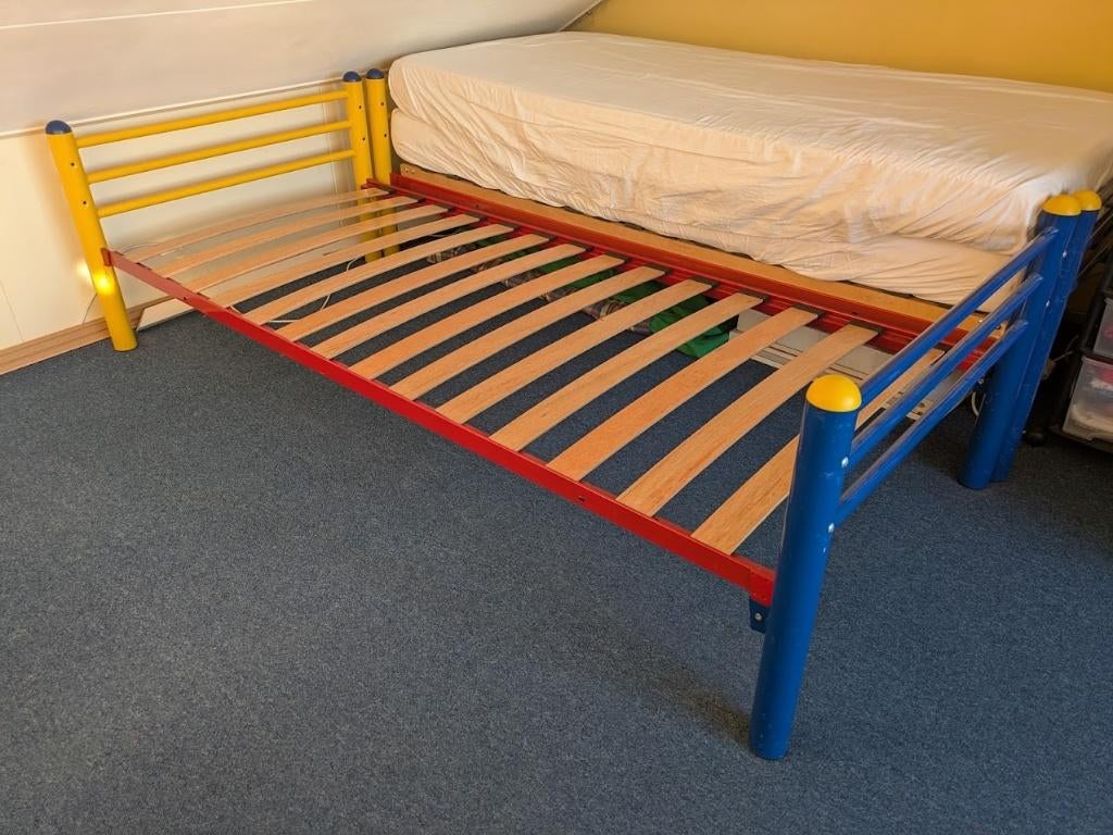 stapelbed met matrassen, Ophalen, Gebruikt, Stapelbed
