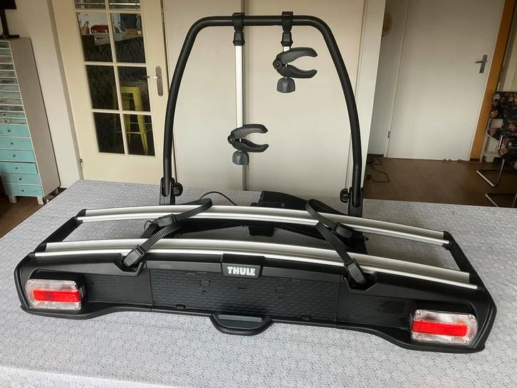 Thule Velospace 918 voor e-bikes fatbikes kantelbaar, Auto diversen, Fietsendragers, Zo goed als nieuw, Trekhaakdrager, 2 fietsen