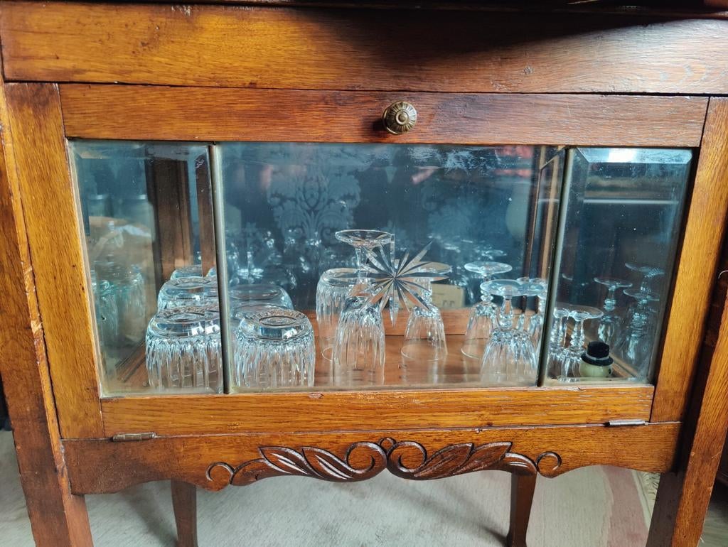 Antiek theekastje met uitneembaar dienblad, Ophalen of Verzenden