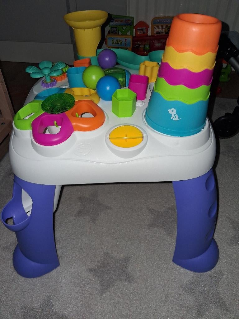 Kinder speeltafel met geluid, lampjes, ballen en blokjes., Ophalen, Zo goed als nieuw