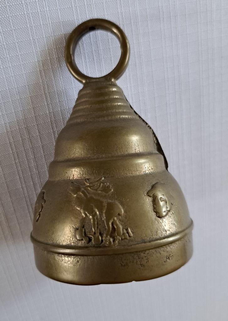 Oude messing bel met hert eland jacht jager tafelbel., Verzenden, Koper