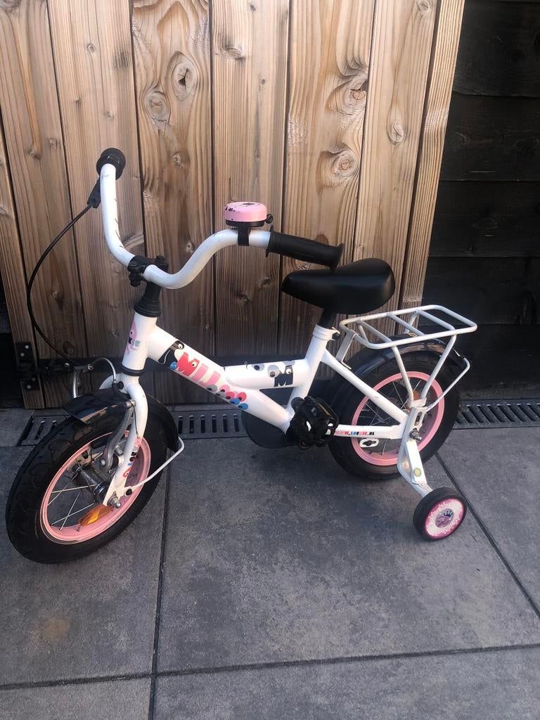 Loekie kinderfiets 12 inch, Fietsen en Brommers, Terugtraprem, Zijwieltjes, Gebruikt, Ophalen of Verzenden