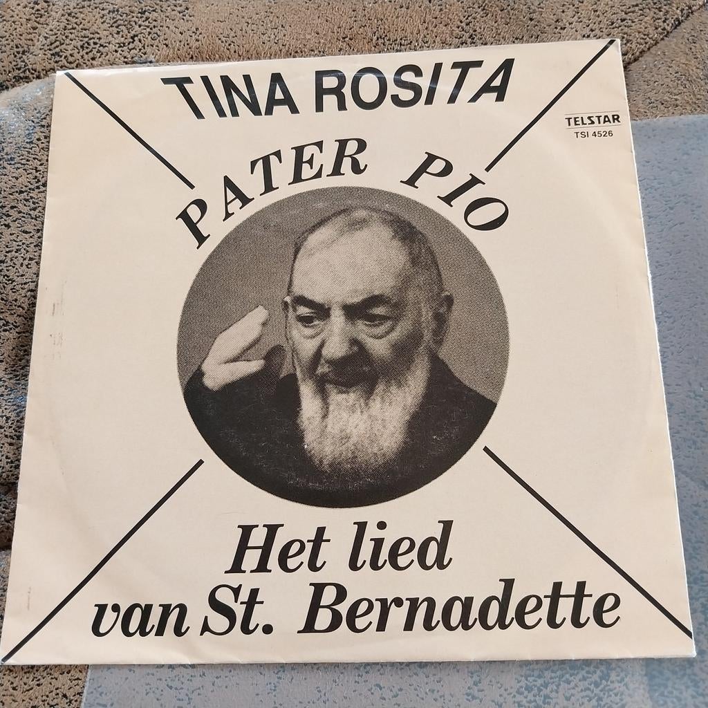 Tina Rosita - Pater Pio / Het lied van St. Bernadette, Ophalen of Verzenden, Gebruikt, Nederlandstalig