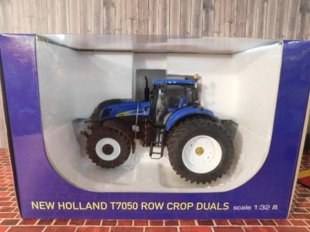 1/32 ROS 30137 New Holland T7050 rear Duals, US-uitvoering, Ophalen of Verzenden, Zo goed als nieuw, Tractor of Landbouw, Overige merken
