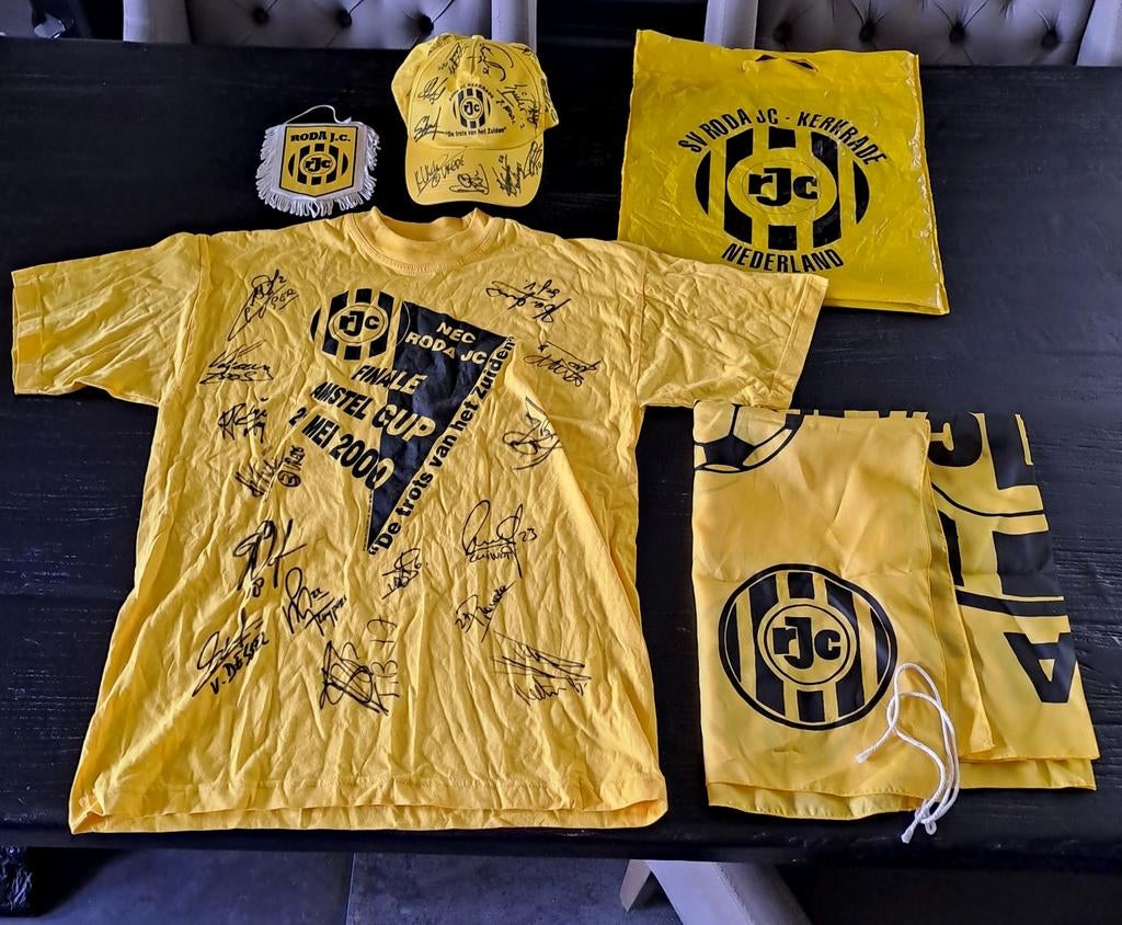 Gesigneerde Roda JC spullen uit 2000, Ophalen of Verzenden, Zo goed als nieuw, Roda JC, Shirt