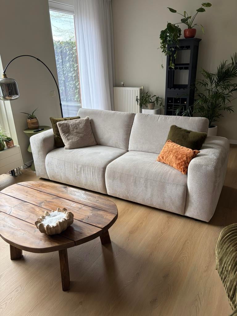 Bank en hocker, Ophalen, Zo goed als nieuw, Stof