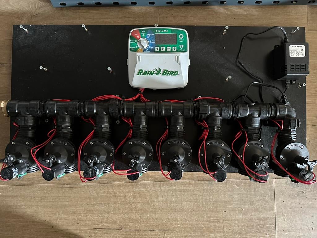 beregeningsinstallatie Rainbird computer 8 zones+ wifimodule, Ophalen of Verzenden, Nieuw