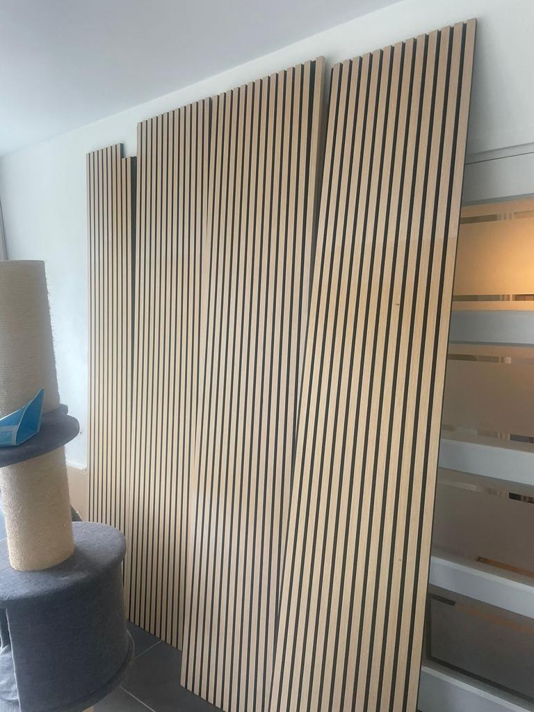 Akoestische Panelen 250x60cm echt hout, Huis en Inrichting, Woonaccessoires | Wanddecoraties, Hout, Zo goed als nieuw, Bruin, Wandbord of Wandpaneel