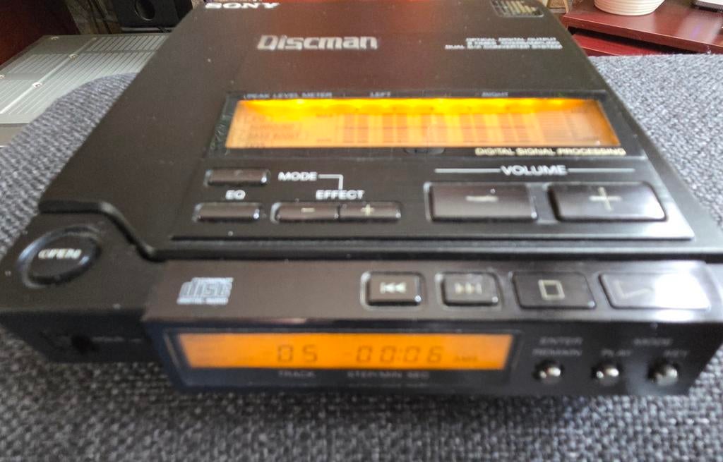 Sony D-555 Discman Vintage high-end, Ophalen, Discman