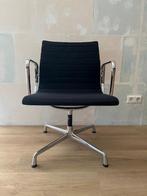 Eames EA 108, hopsak bekleding., Huis en Inrichting, Stoelen, Ophalen, Zwart, Zo goed als nieuw, Eén