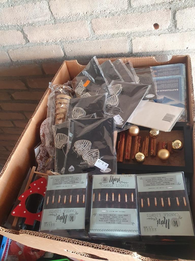 Doos vol nieuwe kerst artikelen, Diversen, Kerst, Ophalen of Verzenden, Nieuw