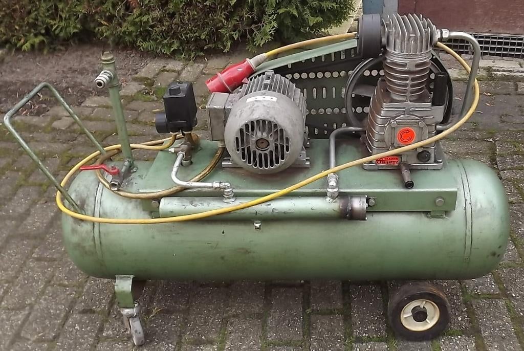 Compressor, Creemers compressor., Ophalen, Zo goed als nieuw, 200 tot 400 liter/min, Mobiel