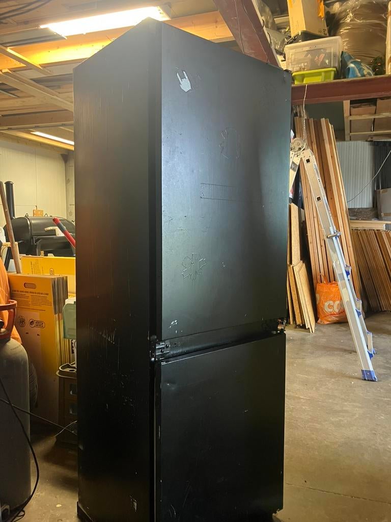 Stoere party koelkast / mancave fridge / festival koelkast, Ophalen, Gebruikt, Met aparte vriezer, Minder dan 75 liter