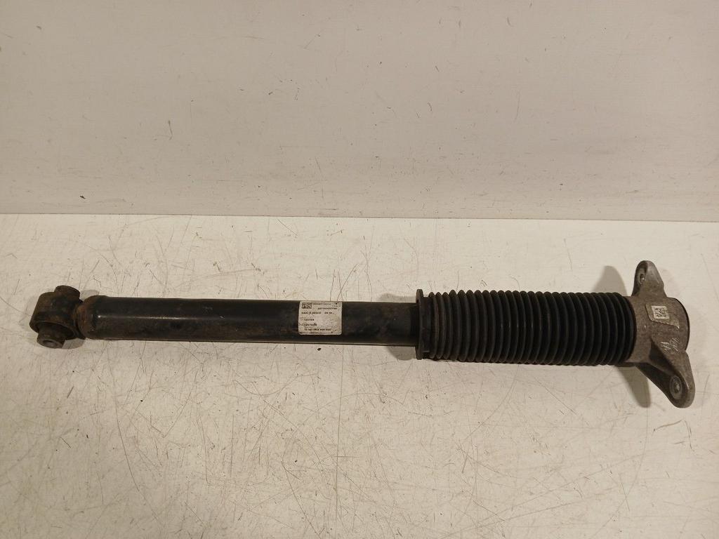 Schokbreker rechts achter Tesla Model 3, Onderdelen@venauto.nl, Van der Ven Autorecycling B.V., Gebruikt, Ettenseweg 76, 4706 PB Roosendaal, The Netherlands