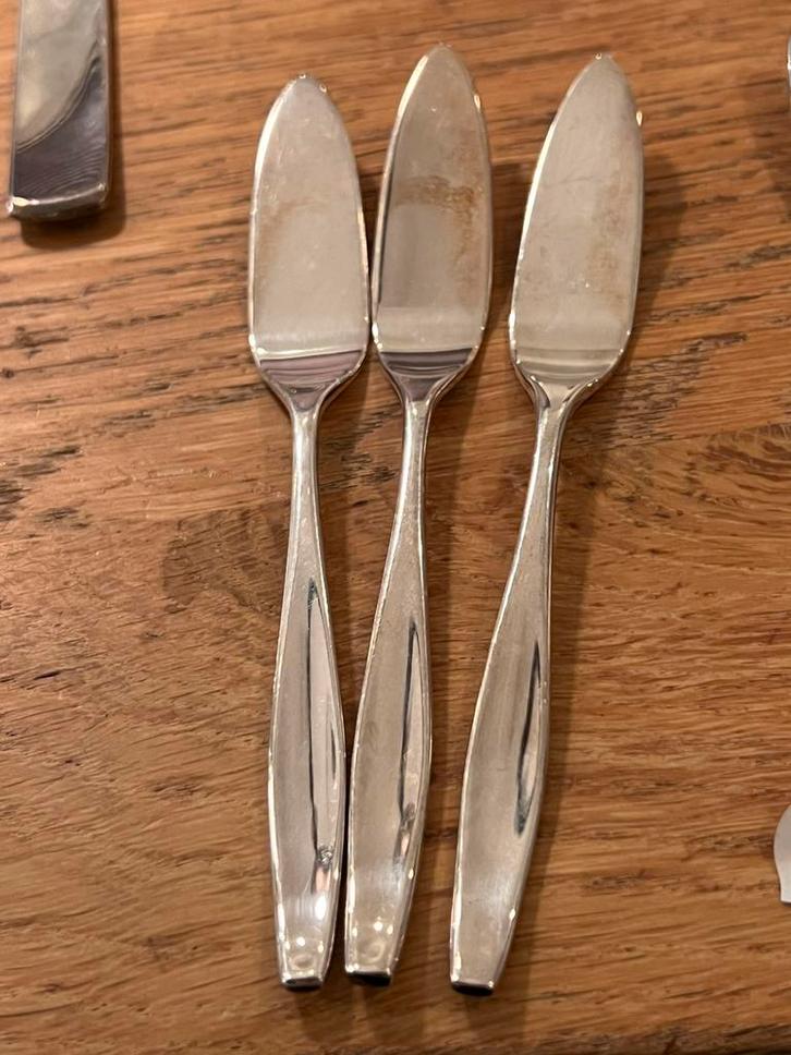 3x keltum pleet verzilverd botermes botermesje zilver, Antiek en Kunst, Antiek | Bestek, Ophalen of Verzenden