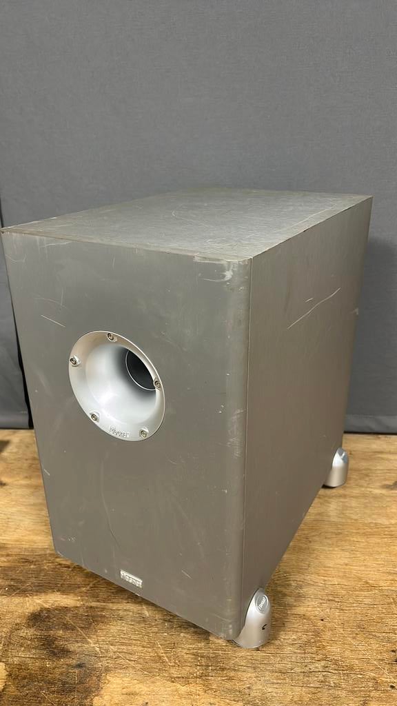 Magnat subwoofer. 5100A., Audio, Tv en Foto, Luidsprekers, Subwoofer, Magnat, Ophalen of Verzenden, Zo goed als nieuw