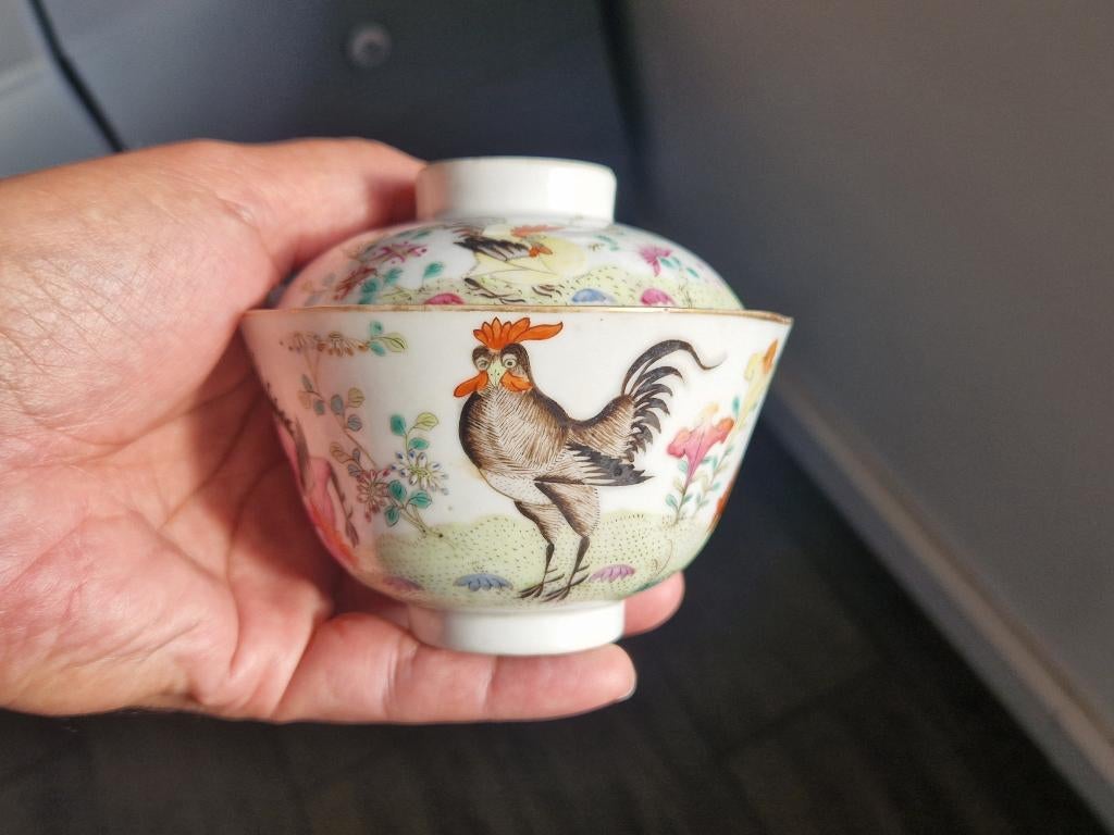 Taza de té pintada con motivos de pollos del siglo XIX, Verzenden