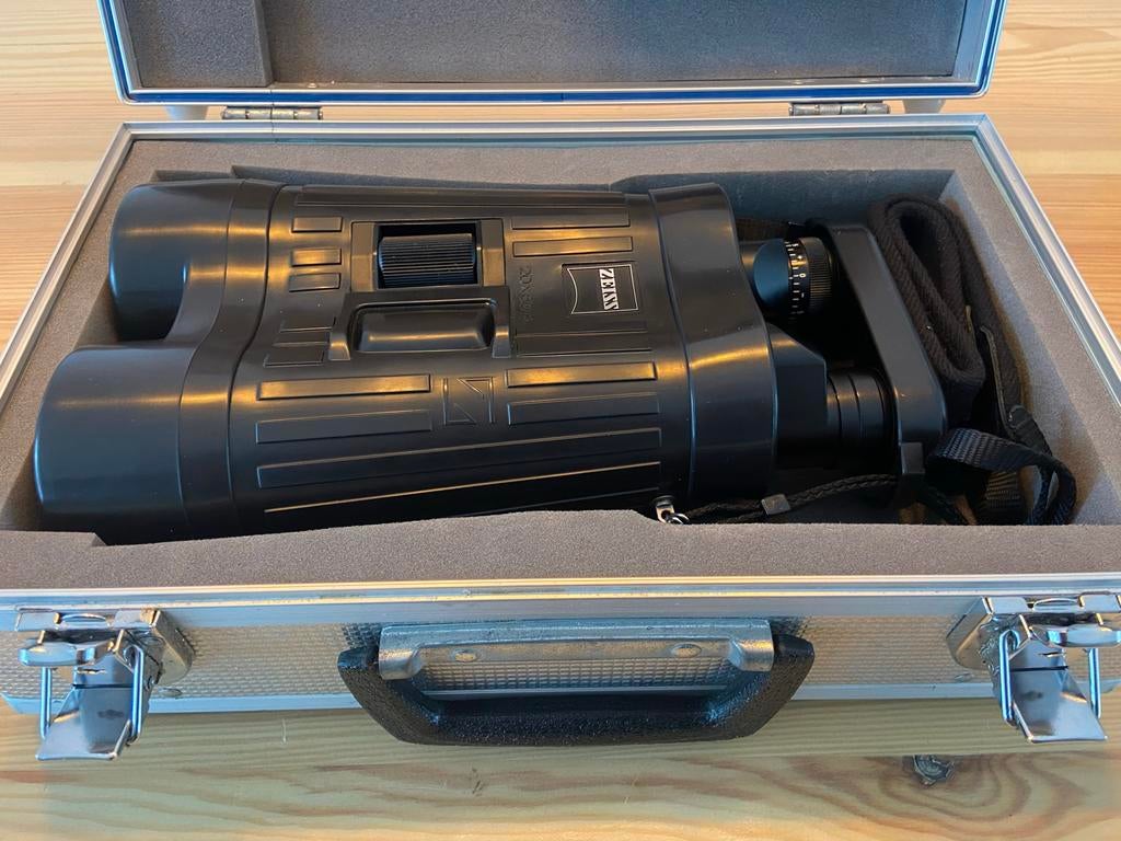 Zeiss 20x60 T* verrekijker, Ophalen of Verzenden, Zo goed als nieuw, 20x of meer, Dakkant (recht)