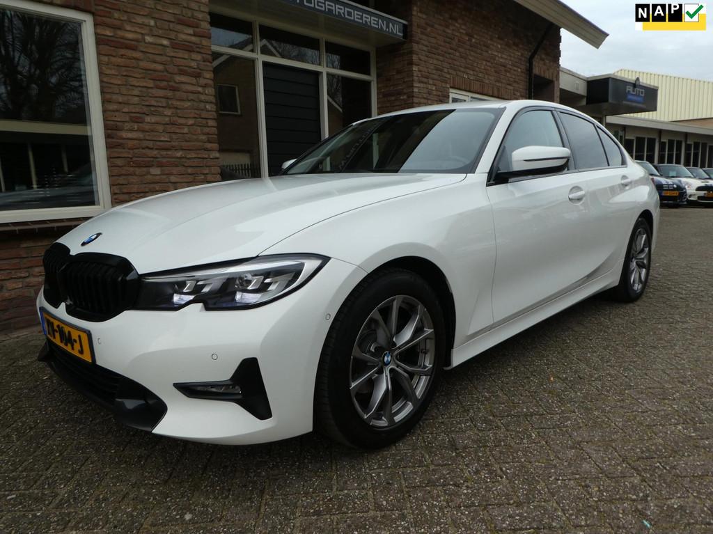 BMW 3-serie 318d Executive Edition Incl Btw, Auto's, Achterwielaandrijving, 4 cilinders, 150 pk, Leder en Stof