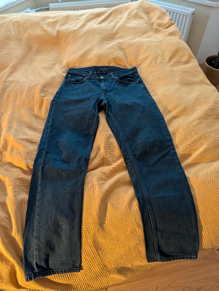 Nudie Jeans Gritty Jackson - Zwart (Black Forest) 29/30, Kleding | Heren, Broeken en Pantalons, Zo goed als nieuw, Overige maten