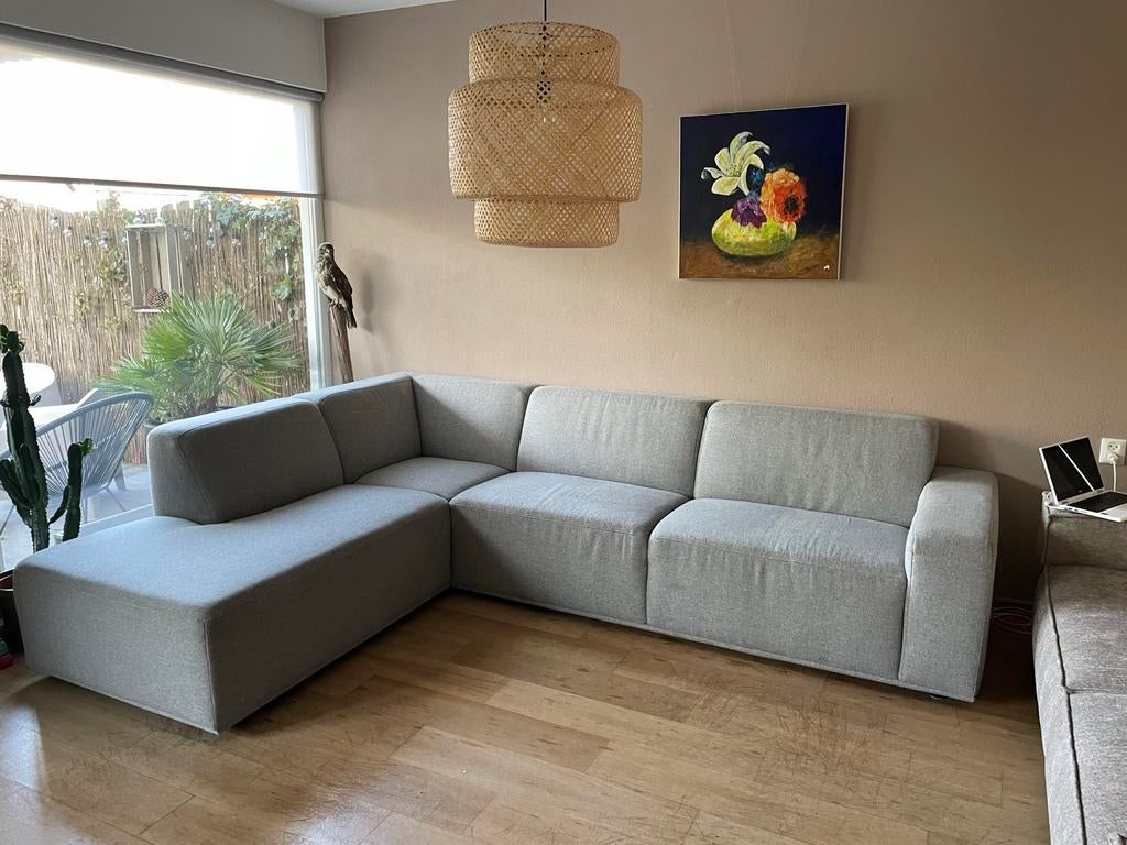 Mooie lichtgrijze hoekbank van Pronto Wonen, Ophalen, Hoekbank, Zo goed als nieuw, Vierpersoons of meer
