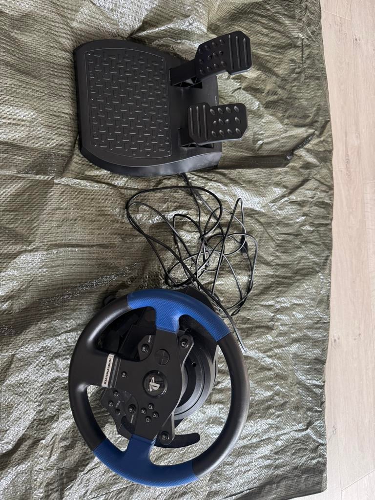 Thrustmaster t150 race stuur, Ophalen, Zo goed als nieuw, Controller