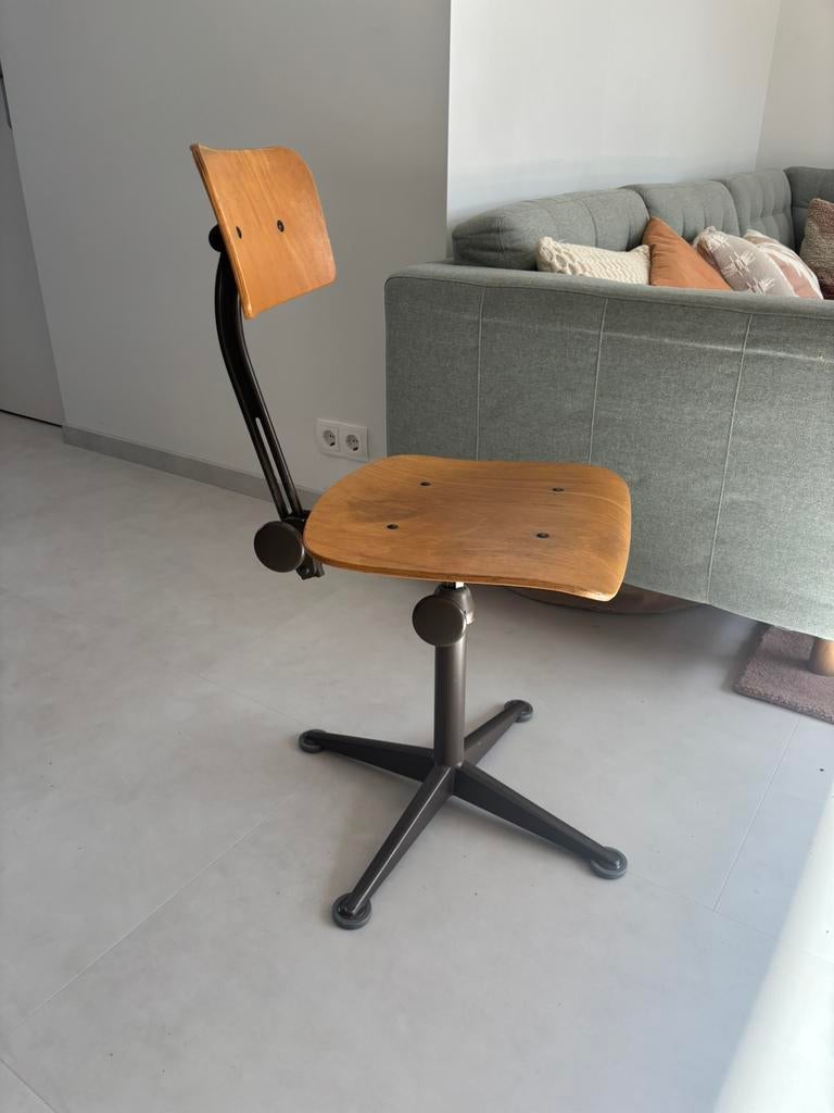 Vintage Friso Kramer - Ahrend de Cirkel atelierkruk, Huis en Inrichting, Ophalen, Gebruikt, Overige kleuren