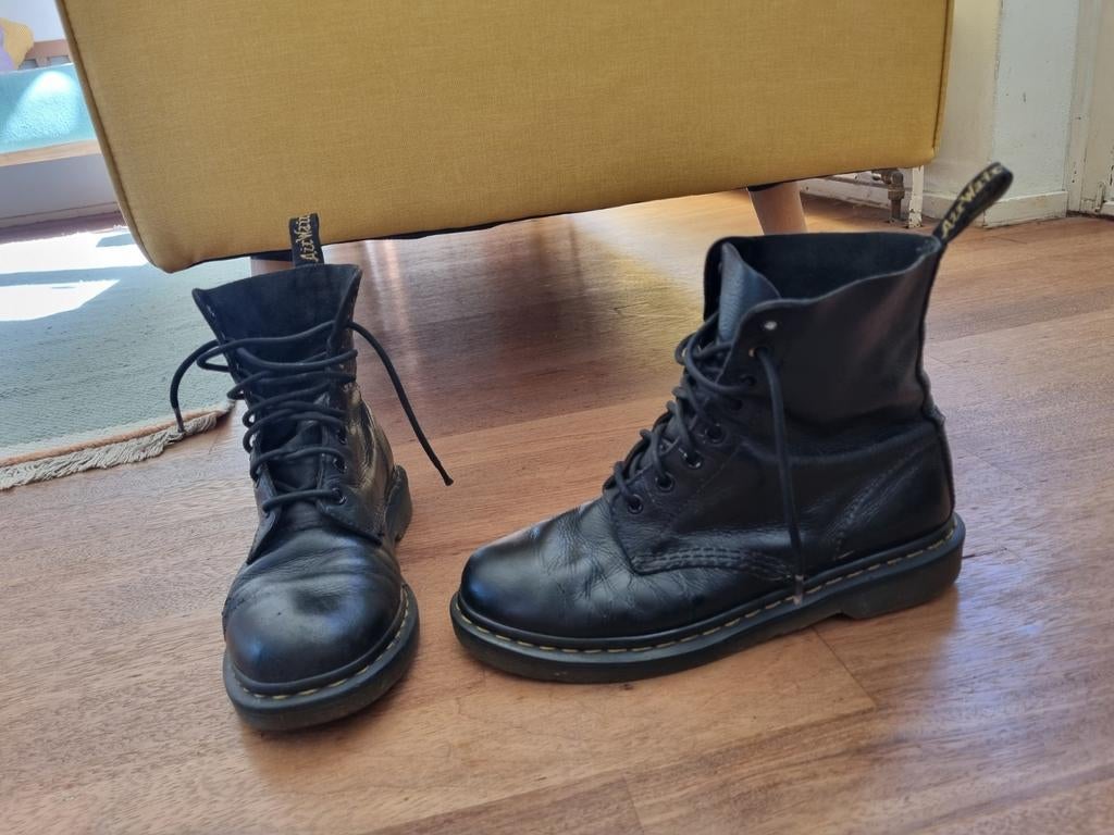 Dr. Martens laarzen maat 38/39 - Ideaal voor festivals!, Kleding | Dames, Schoenen, Gedragen, Lage of Enkellaarzen, Zwart, Ophalen of Verzenden